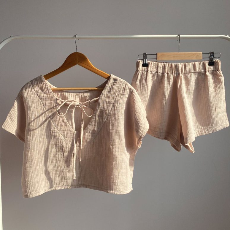 Women's pajamas Muslin pajamas 100% cotton pajamas Handmade pajamas T-shirt and shorts set Pajama set Bridal party robes. Bridesmaid pajamas