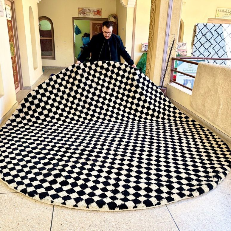 Checkerboard Moroccan Round Rug - Handmade Berber Wool Round Carpet | Custom Checkered Design with Free Shipping