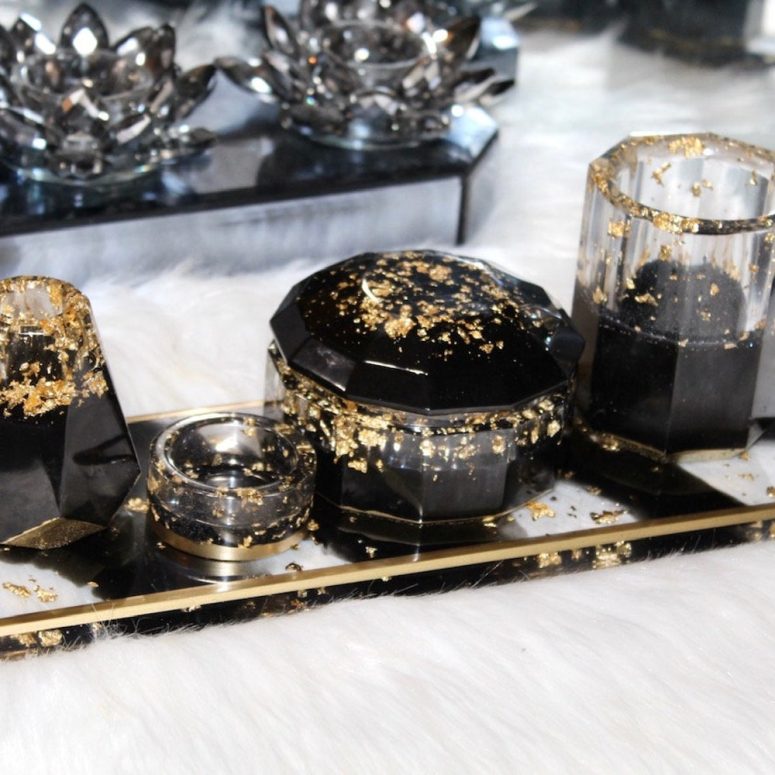 Handmade Personalized Resin Bathroom Accessories Set, Resin Tray, Toothbrush holder & Cup, Bathroom Supplies, Set of 5, Home Gift Ideas