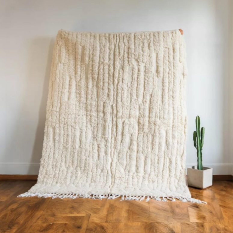 Luxurious Handwoven Wool Moroccan Rug - Soft Ivory Texture for Home Decor, Handmade Rug, White Pink Rug, Moroccan Carpet, Beni Ourain Rug