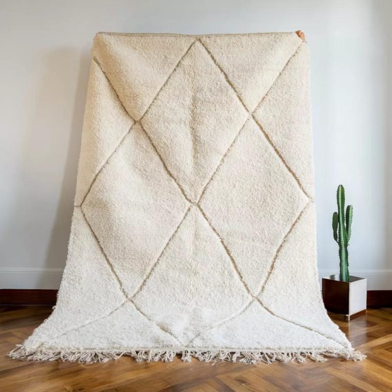 Luxurious Handwoven Wool Moroccan Rug - Soft Ivory Texture for Home Decor, Handmade Rug, White Pink Rug, Moroccan Carpet, Beni Ourain Rug