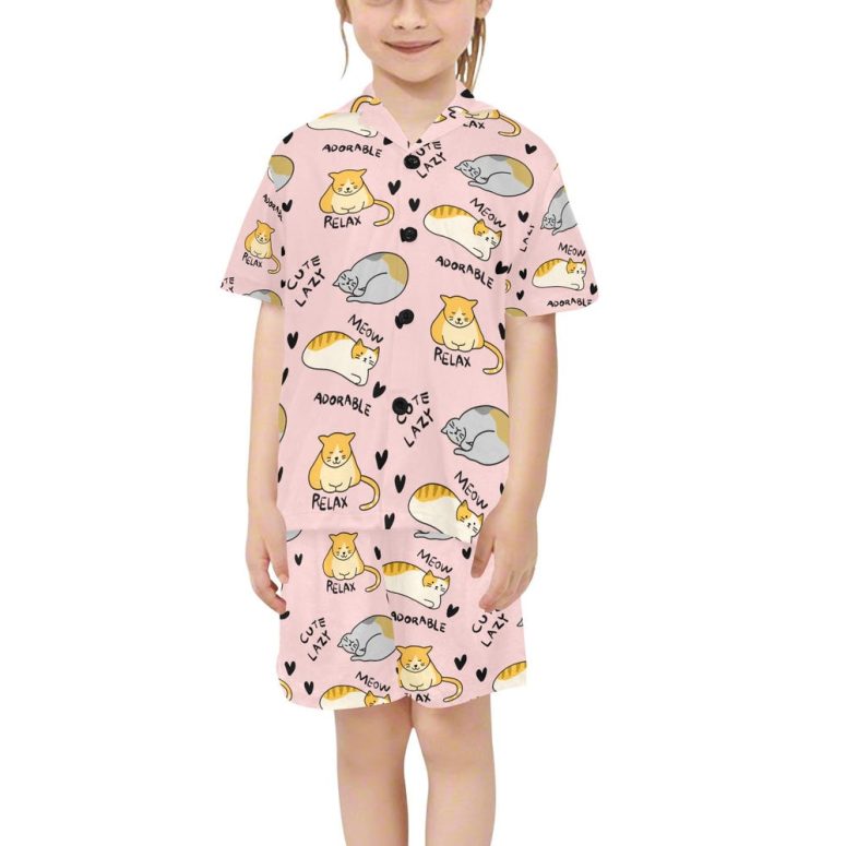 Cute Relaxing Cats V-Neck Short Pajama Set for Little Girls (Pink)